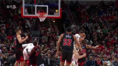 [Highlight] Brook Lopez denies Williams dunk attempt for yet another block!