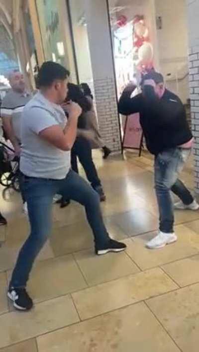 Members of the Irish Travelling Community share some Christmas goodwill.