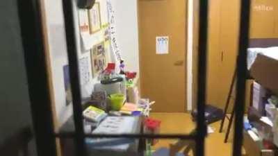 I knew Japanese apartments were small, but this is getting ridiculous