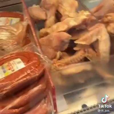 LOOK AT ALL THIS MEAT CUH😈