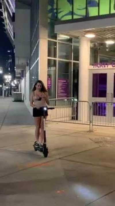 Next time you see a girl riding a scooter, make sure to look twice😜