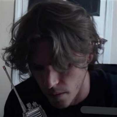 Emo Boy Walkie Talkie Stream