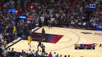 [Highlight] LeBron with an incredible chasedown block on Tyler Herro!