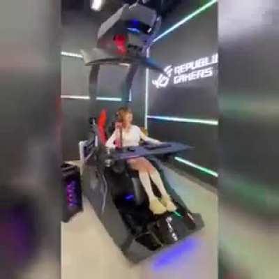 Loirinha gamer muquinha 😎