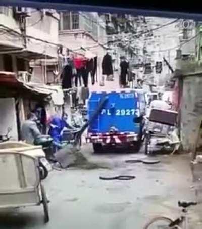 WCGW Near A Pumping Shit