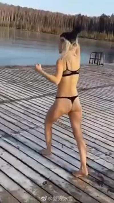 Finally braved up for a cold water dive