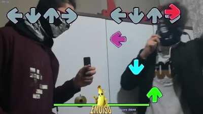 Friday Night Funkin' ama gerçek hayatta (ben yaptım .d)