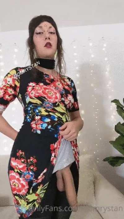 [reddit] how would a woman like this take over my whole life? Let’s trade pics and talk about it.