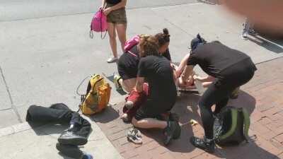 CPD just hit and maced a double amputee. Bravo, you heroes. Unarmed, no legged, they dgaf
