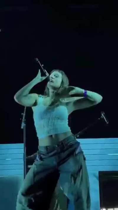 THE BANG CAN TAKE THE HEAT!