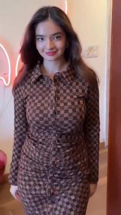 Anushka Sen in Thickest Avatar i think her Shirt button will brust in ant Second