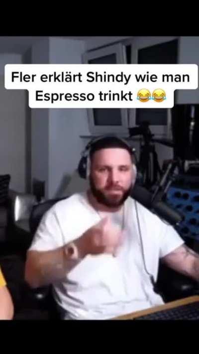 Fler hat Espresso trinken erfunden