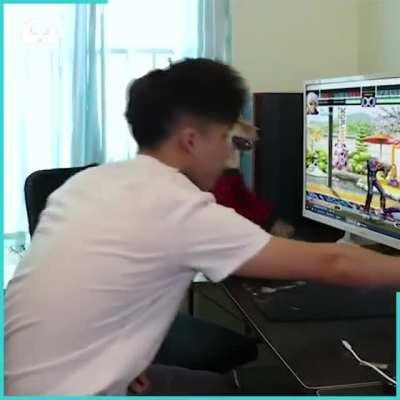 g#mer abusing their dog