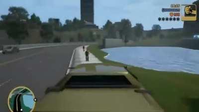 Очередной глюк из ремастера гта. При вилянии машина становится все больше и больше.