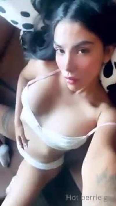 No me decido, se ve mejor en blanco... Voten flechita arriba si les gusta como se ve en blanco...