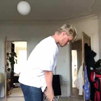 WCGW playing golf indoors