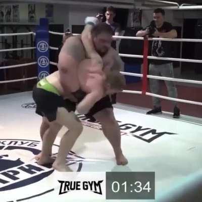 HMF while I try to fight a 350 lbs guy