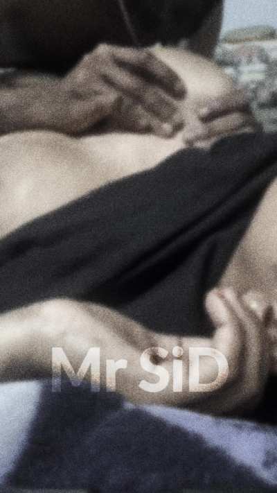 I love mangoes 🥭 and what's better than big and juicy pairs 🤤🥵 [M4F] [M4C] 📍 NCR Region 🇮🇳 .