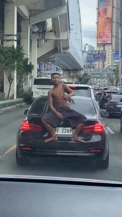 Ano gagawin mo kung sayo nangyari to? (40 characters title)