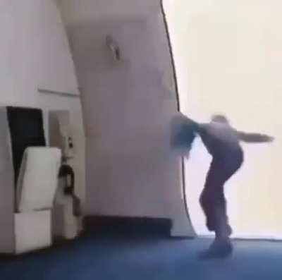 Leaked footage from inside the Prigojet