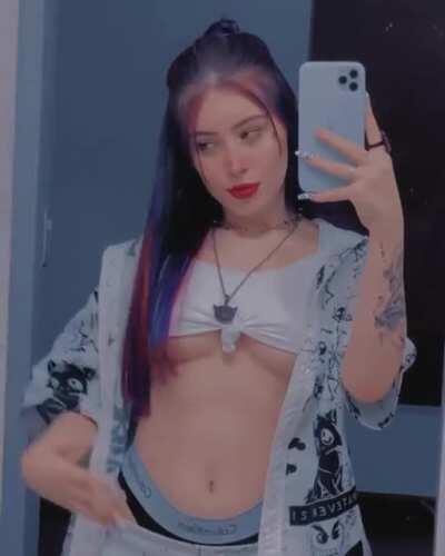 Ana Julia (@anajumendes)