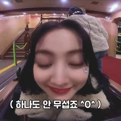 Jihyo so cute