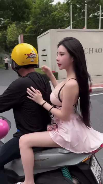 desperately in need of getting that skirt flipped