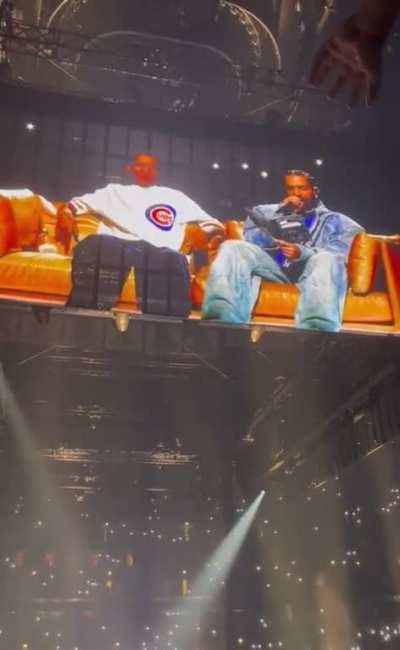 Drake opens with âLook What Youâve doneâ ð