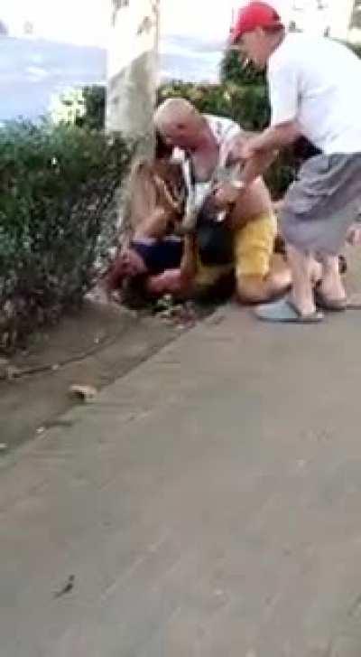 Un mod de pe r/romania are o disputa civilizata cu sotia sa