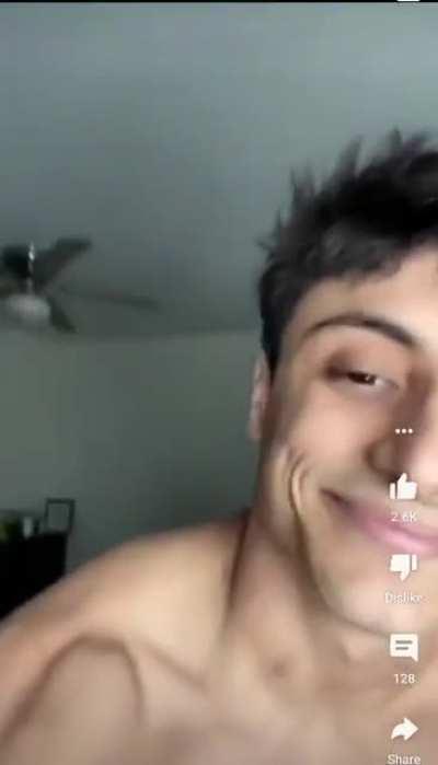 Your yearly cringe dose in one video, what a charming cool iNflUncEr