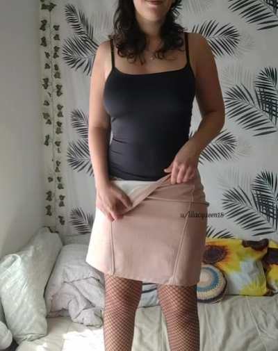 I bet you wanted me to lift the skirt too