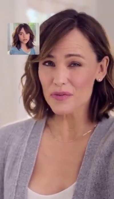 New Neutrogena ad with Jenna Ortega (and Jennifer Garner)