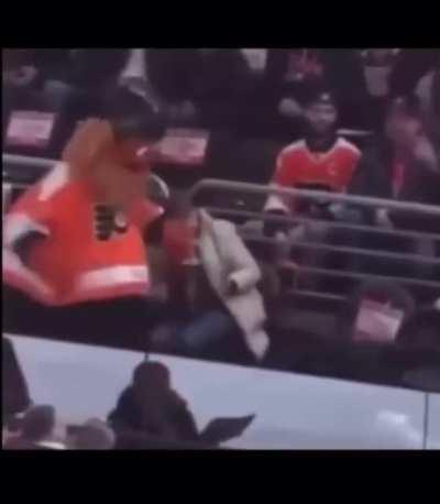 His dance skills tho