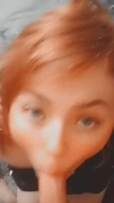 Vanessa gives a nice soul sucking blow job