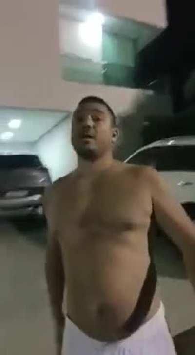 Valentão de condomínio em Manaus