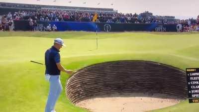 Justin Thomas hits an incredible pitch shot on the first hole of the Open championship