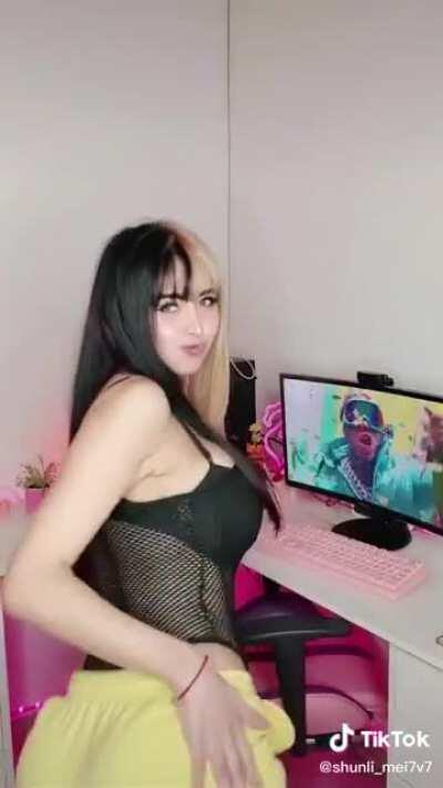 Big tiddy gotf gf definition