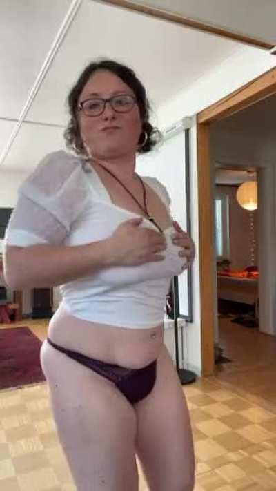 Used to hate my body but I think im sexy now!