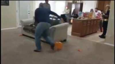 Срочно нужен шерстяной волчара для вечеринки