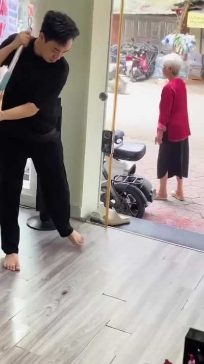 He waited, which was nice of him...