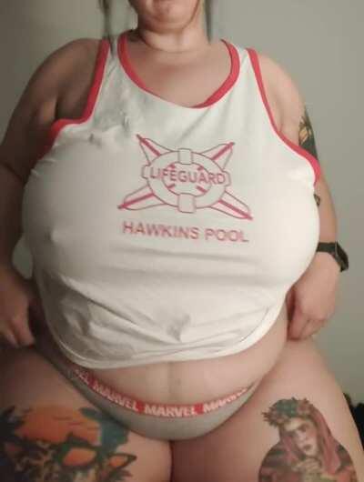 Major crossover on Titty Drop for your Titty Tuesday!