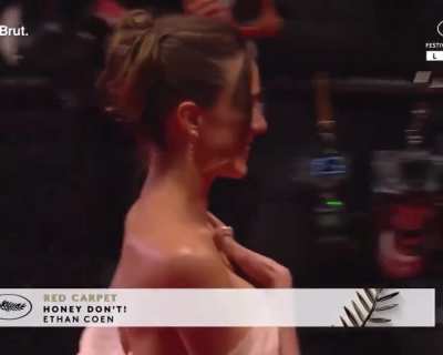 Red Carpet, ‘Honey Don’t’