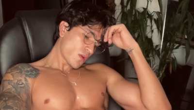 Can’t study without some natural relaxation oil