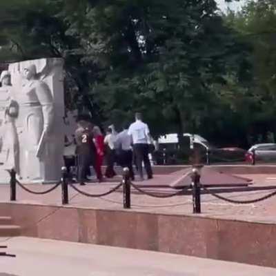 To play the Russian anthem