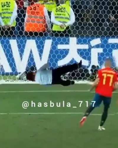 FATALITY!! Hasbulla with the best low kicks in the game.
