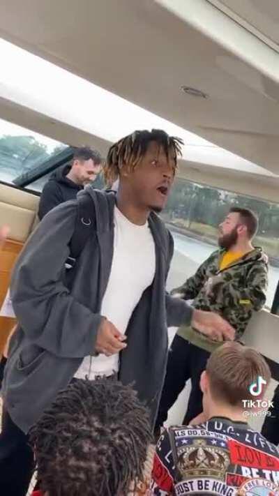 Found this tik tok LLJW