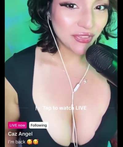 A Very Normal ASMR TikTokLive