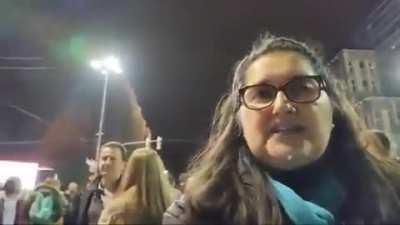 Zlatni momenti protesta. "Kad dodjem na protest shvatim da nisam lud"