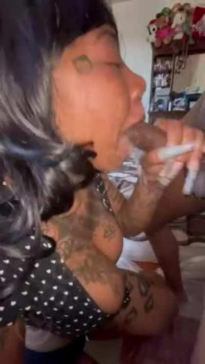 She only sucks bbc like this! So nasty and aggressive! Heat Wave Head 🥵