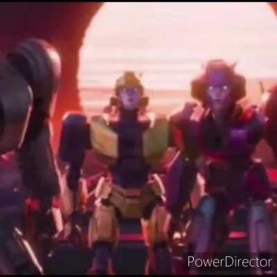 Is there a lore reason why Bee runs like this? Is he goofy?